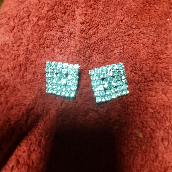 Vintage earrings - Picture 1 of 2